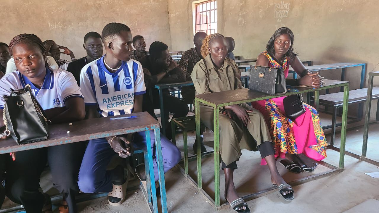 Students interacting at KIST